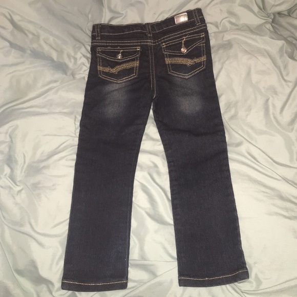 2 For $10 or 5 for $25 Bundle Sale❗️ Almost Famous Jeans Little Girls 5 - Picture 1 of 8